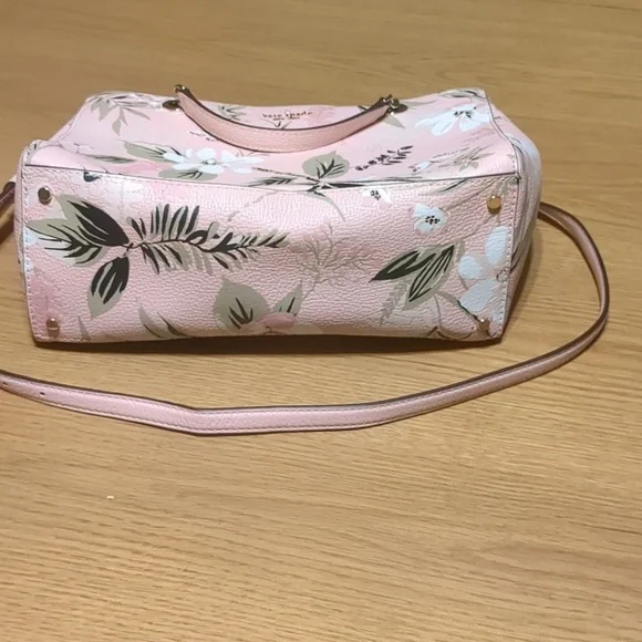 Kate Spade Bag - Picture 4 of 6